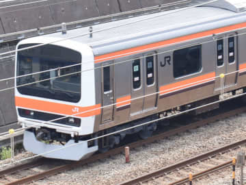 【速報】JR武蔵野線で乗客転落　上下線で遅延