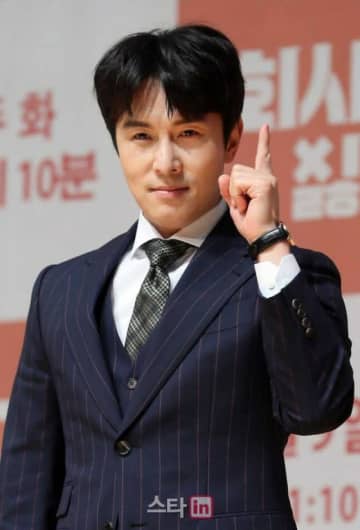 「SHINHWA」キム・ドンワン、「生意気だ」と誤解しないで…バラエティー番組拒否発言の鎮火に乗り出す