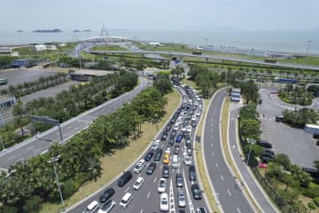 中国・港珠澳大橋、開通以来の出入境者数9千万人超す
