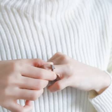 「昔の写真と顔が違う？」その変化、年のせいだけではないかも…「末端巨大症」のサインとは？