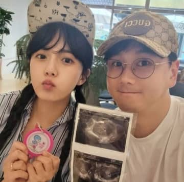 カン・ウンビ、17年間の交際の末に結婚3ヶ月で妊娠「涙が出た」