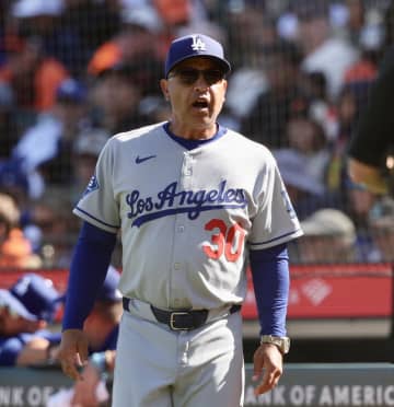 二刀流で活躍する大谷翔平の起用について ロバーツ監督「彼は二人分の選手だから、もし無理をさせて何かあれば二人を同時に失うことになる」