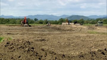 釧路湿原周辺で違法盛り土も判明…希少生物調査不十分などでメガソーラー建設工事一部中止を北海道が勧告