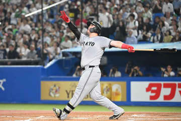 【巨人】〝神宮男〟リチャードが値千金の１１号同点２ラン「気持ちです！」