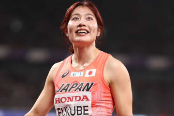 「なんてカワイイ『パワー』なんだ」 女子ハードル福部真子が出走直前に披露したポーズに、観客も視聴者も熱狂「最高の笑顔」【世界陸上】