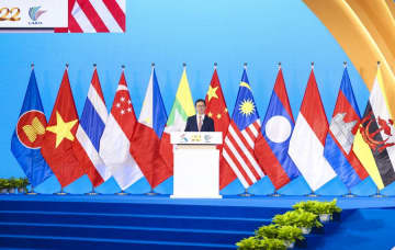 韓正副主席、中国ASEAN博開会式であいさつ