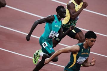 ボルトも認める超逸材、17歳ガウト・ガウトが世界陸上デビュー！　200m予選組3着で準決勝へ、選手紹介から大歓声