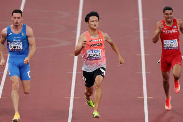 鵜澤飛羽、20秒39の組３着で男子200m準決勝進出！ V4狙うライルズは19秒99で余裕の組１着 【世界陸上】