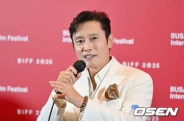 イ・ビョンホン、主演映画「仕方ない」の魅力を熱弁！「釜山国際映画祭」で語った裏話と監督とのエピソード