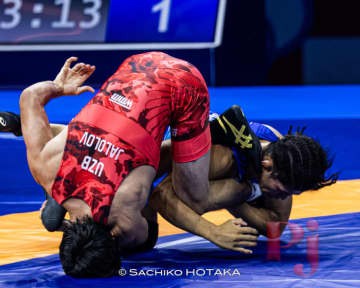 ＜レスリング＞【写真集】2025年世界選手権／男子フリースタイル65kg級・清岡幸大郎（カクシングループ）ー1回戦～準決勝