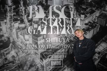 SKY-HI、“企画というよりは遊び場”「BMSG STREET GALLERY」をサプライズ訪問
