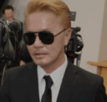 ものまねタレントRYO、有吉弘行にXで反論文投稿→コメントで「関係ない人の葬式出たんでしょ。いい加減にしろよ」と怒りの声が寄せられる