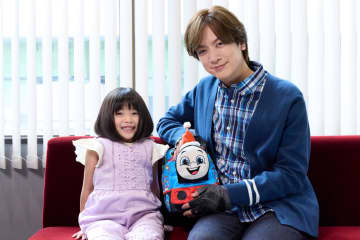 きかんしゃトーマス初のクリスマス・ムービーで、DAIGOがサンタクロース役に！人気子役の倉田瑛茉は人生初アフレコに挑戦！