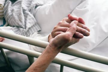 膵臓がんと診断されたら知っておきたい「セカンドオピニオン」と最先端医療「陽子線治療」