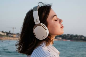 Edifier、ノイキャン強度高めたハイレゾワイヤレスヘッドフォン