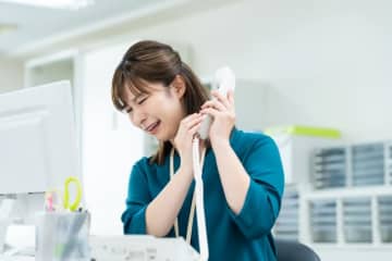 なんで？「勝手に本社に電話しちゃいけないルールだ」と社長が激怒　有休を本社に確認しただけなのに…