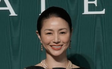 井川遥とのん、ツーショットが「親子みたい」と話題。映画「さかなのこ」で母子役演じる