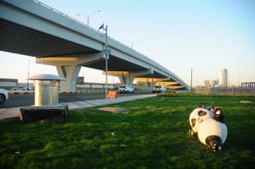 中国企業建設の立体交通ハブが全面開通　イラク