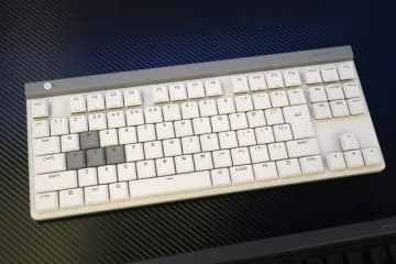 ロジクール初、ロープロファイルのラピッドトリガー対応ゲーミングキーボード「G515 RAPID TKL」