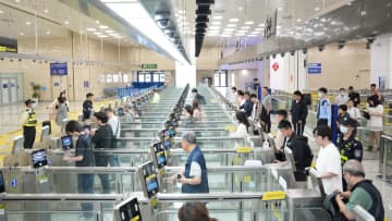 1〜8月出入境者延べ4．6億人、ビザ免除入国外国人52．1％増―中国