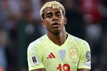 「選手を大切に扱っているとは思えない」バルセロナ監督がスペイン代表のヤマル酷使に異議！「恥ずべき愚行だ」