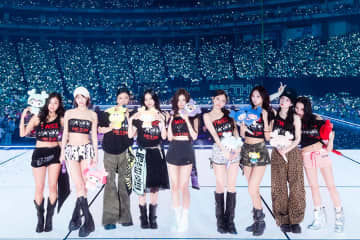 TWICE、全国で40万人を魅了した6th WORLD TOUR『TWICE THIS IS FOR WORLD TOUR IN JAPAN』を東京ドームにて終演！