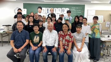 文化服装学院インダストリアルマーチャンダイジング科、東京スピニングパーティー2025で学生作品を発表　～「社会に生きるファッション」をテーマに、持続可能なクリエーションを提案～REKROWとの協業で、役目を終えた作業着を再生した作品を披露