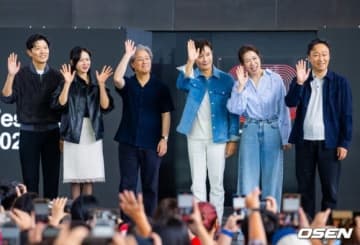 【PHOTO】イ・ビョンホン＆ソン・イェジン＆パク・チャヌク監督ら、映画「仕方ない」オープントークに出席
