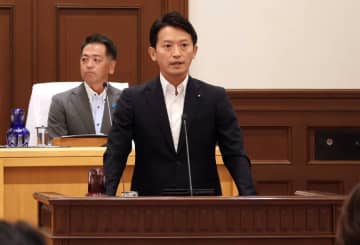 兵庫県の斎藤元彦知事、「阪神タイガース優勝パレード見送る」県議会で表明