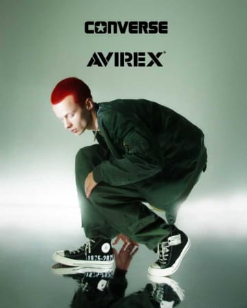 CONVERSE × AVIREX、50周年を祝う特別モデル「ALL STAR AGED HI」登場