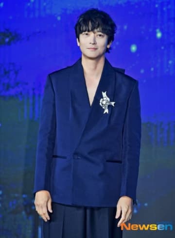 カン・ドンウォンからソン・シギョンまで、韓国の芸能事務所に相次ぐ法令違反疑惑…文化体育観光部が対策へ