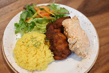 無限に食べられる…！？「フライドチキン専門店」が神戸で復活