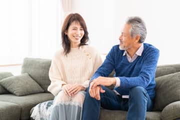「配偶者加給年金が1割減額」と思っていたが…15歳差の妻を持つ64歳会社員男性が安堵した「制度改正の真実」