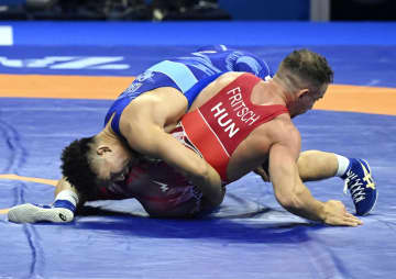 パリ王者の日下尚が決勝へ　世界レスリング第6日