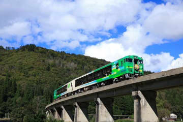 夢の “列車貸切” が1組限定で実現！ 絶景の只見線・磐越西線をトロッコ「風っこ」で独り占めする、たった1組だけの特別な旅