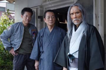 『相棒 season24』初回拡大SPゲストに片岡鶴太郎＆余貴美子　水谷豊と35年ぶりの共演