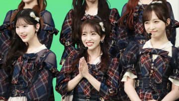 AKB48が秋元康と“AI秋元康”の曲をそれぞれTV初披露 どっちがAIの曲？そして人気曲に選ばれるのは？向井地美音「口を滑らせないように必死で…」＜再掲載記事＞