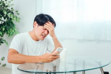 悲しい…友人に「手数料2万円」を踏み倒されて着信拒否された男性の怒り　団体旅行の幹事を押し付けられ