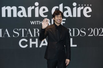 西島秀俊、第30回釜山国際映画祭にて『Dear Stranger／ディア・ストレンジャー』舞台挨拶登壇！ BIFFで「ASIA STAR賞」を受賞