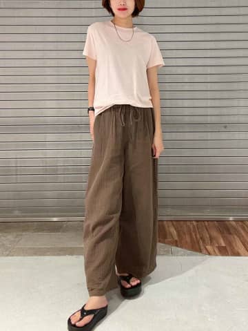 真似するだけでOK！【無印良品】おしゃれママ店員さんがお手本！「出勤コーデ」