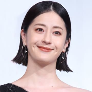 芸歴17年の女優が居酒屋バイト告白、松本若菜も34歳まで…役者「下積み生活」の過酷さとメリット