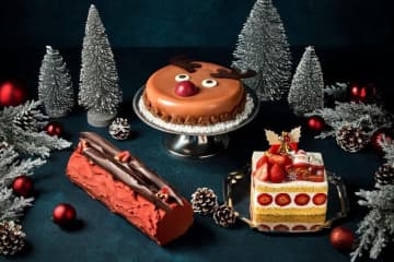 ザ・リッツ・カールトン東京の2025年クリスマスケーキ、“トナカイ型”ムースケーキ＆苺の定番ショート