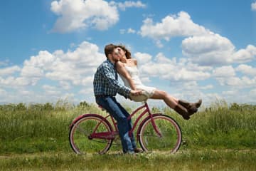 絶対脈なしだと思ったら勘違いだった！男女のサインを徹底解説｜脈あり・脈なしの見分け方と逆転のヒント