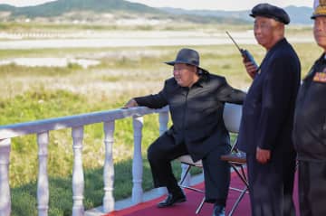 「ＡＩと作戦能力の高度化が重要課題」金正恩氏、無人攻撃機の試験を指導