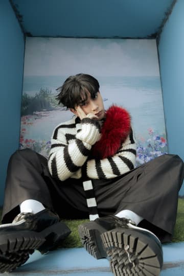 Maki、デビューアルバム『KOLORCOASTER』リリース　様々な“色”を通して“愛”の多様なかたちを描く