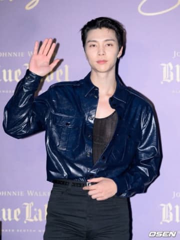【PHOTO】NCT ジャニー＆チョ・インソンら、ウイスキーブランド「Johnnie Walker Blue」のイベントに出席