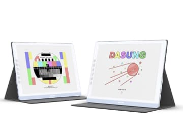 モニターとして使える3,200×2,400ドット表示対応の13.3型電子ペーパー