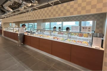 「パリヤ デリカテッセン」“ブランド最大規模”の新店がニュウマン高輪にオープン