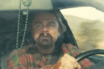 レオナルド・ディカプリオの『ワン・バトル・アフター・アナザー』が「めちゃくちゃ素晴らしい」「最も純粋な映画」と称賛される