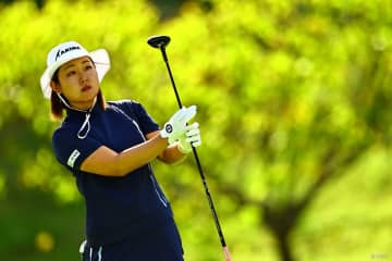 小滝水音が初の首位発進、イ・ミニョン並走 1打差に神谷そら